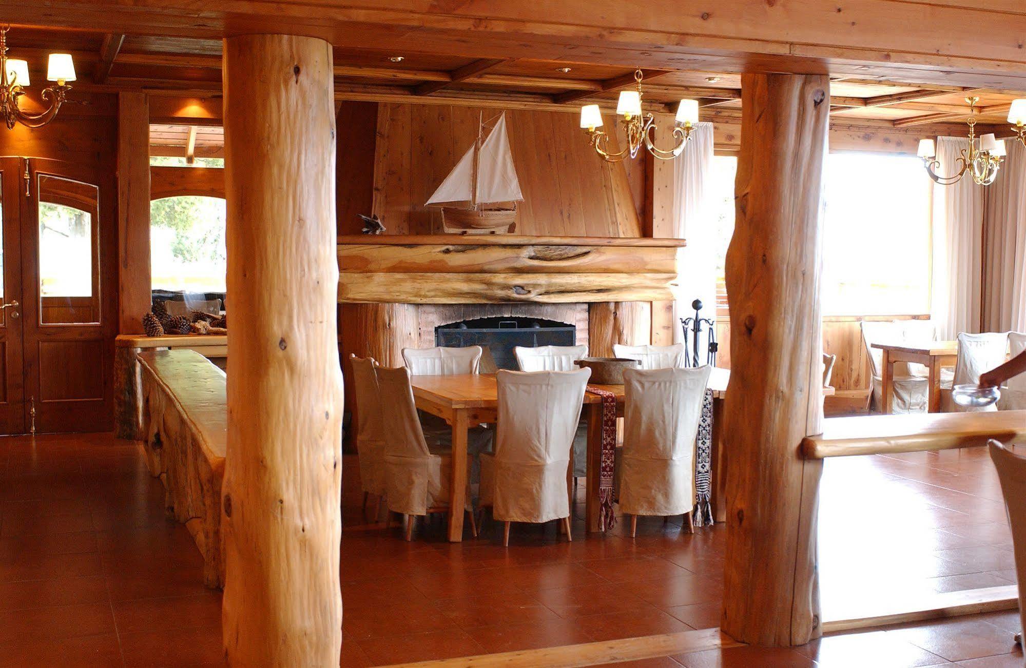 Hosteria Isla Victoria Lodge Інтер'єр фото